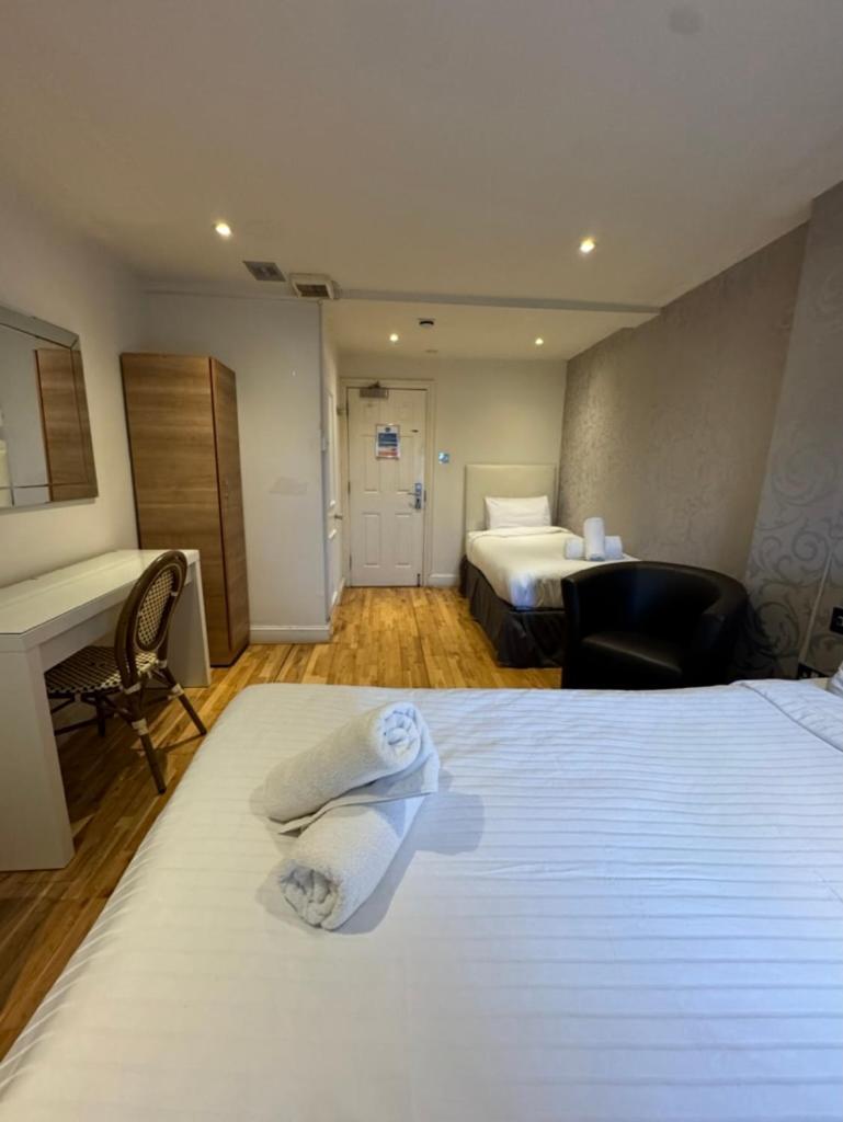 The Paramount Hotel London Exterior photo